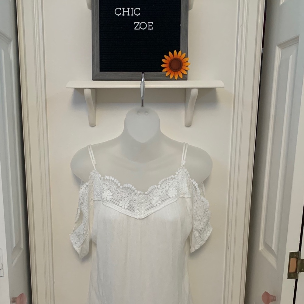 white flowy blouse